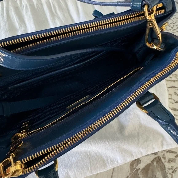 Prada mini bag - Picture 4 of 4